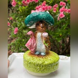 Vintage Peter Rabbit Musical